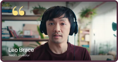 Portrait of Leo Brace, a Neofit investor, wearing headphones and speaking indoors.
